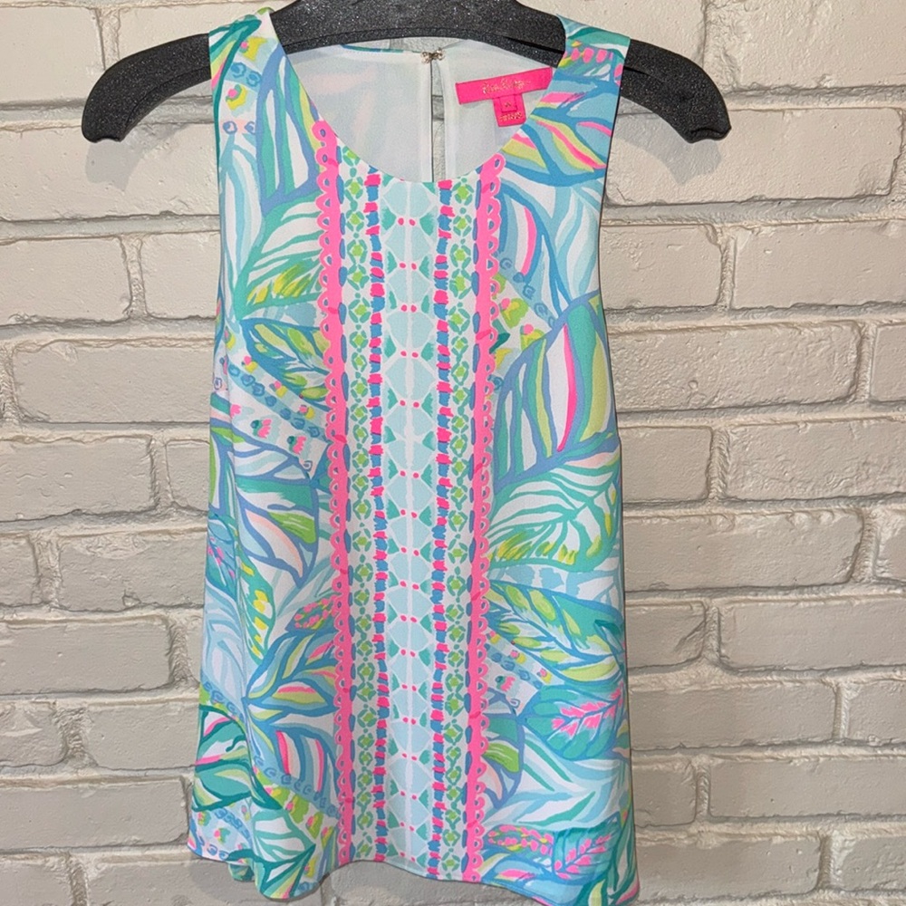 Lilly Pulitzer excellent used condition size M top